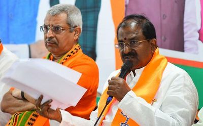 Andhra Pradesh: Somu Veerraju demands inquiry into Amalapuram violence by sitting judge