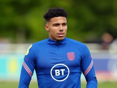Leicester’s James Justin set on seizing chance to ‘play at pinnacle’ for England