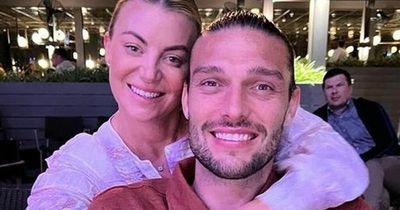 Billi Mucklow's pals 'urge her to call off wedding' after humiliation over Andy Carroll