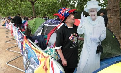 ‘It means a lot to us’: Mall campers endure downpours for view of jubilee pageantry