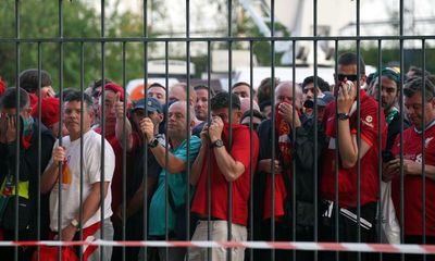 French police officers investigated over use of teargas against Liverpool fans