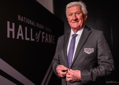 Ray Warren: the voice of rugby league’s retirement leaves a deafening quiet