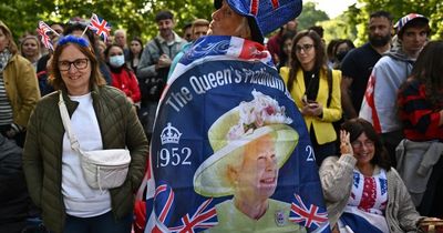 Queen's Platinum Jubilee timetable as weekend of celebration kicks off