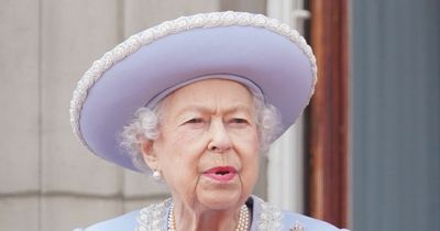 Queen makes first Platinum Jubilee appearance on Buckingham Palace balcony