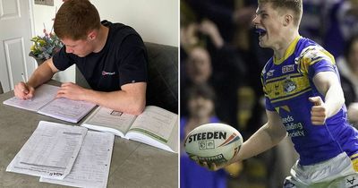 Leeds Rhinos star Morgan Gannon opens up on cracking both Super League and A-level exams