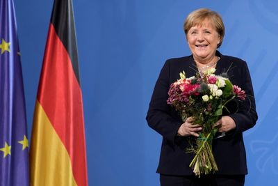 Report: Merkel slams war in Ukraine, hints at next role