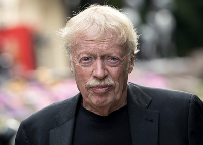 Nike co-founder Phil Knight joined a $2 billion bid to purchase Portland Trail Blazers and NBA fans were floored