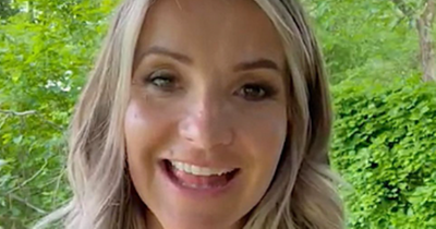 Helen Skelton tells fans 'I need a bit headspace' as she stuns in new video