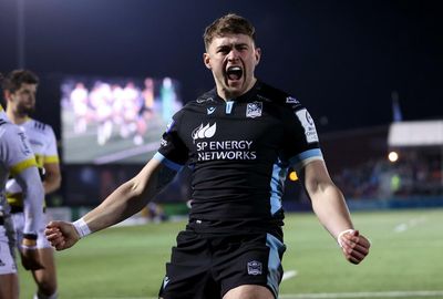 Smith lets slip Glasgow Warriors deal is for 'couple of years' after signing extension