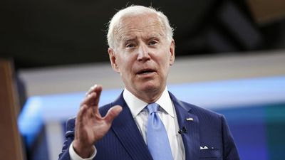 Biden calls on Congress to reinstate federal assault weapons ban