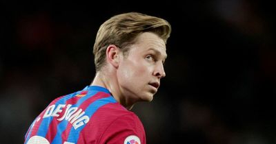 Manchester United set out £50m Frenkie de Jong intention and more transfer rumours