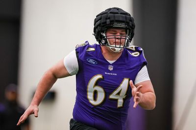 Ravens C Tyler Linderbaum signs rookie contract