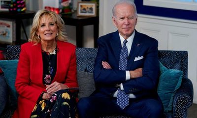 ‘Fexting’ like Bidens can make relationships worse, say experts
