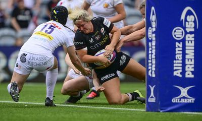 Packer’s double helps Saracens past Exeter to third women’s Premier 15s title
