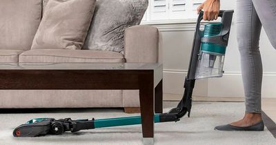 Shark slashes £180 off the Shark Anti Hair Wrap Cordless Vacuum in Platinum deals