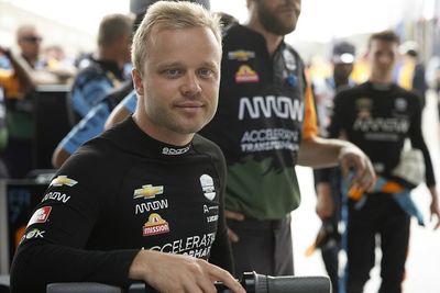 Arrow McLaren SP: Rosenqvist “doing what he needs” to retain IndyCar seat