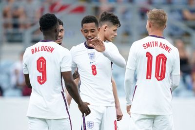 England Under-21s top Euros qualifying group after win in Czech Republic