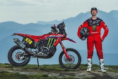 Ex-Yamaha rider van Beveren joins Honda for Dakar 2023