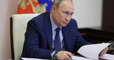 Vladimir Putin running out of soldiers as catastrophic Ukraine invasion hits 100 days