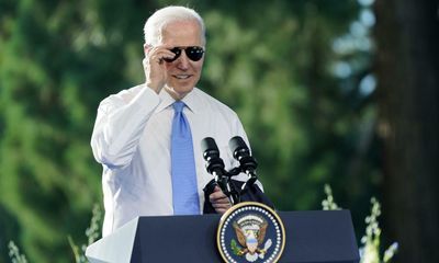 To avoid ‘historic shellacking’ in midterms, Biden is promoting a sunny view of US economy