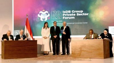 Egypt, IsDB Sign 13 Agreements, MoUs