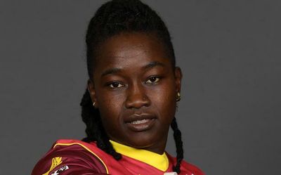 Deandra Dottin:‘I’ll stick with being World Boss; let Gayle be Universe Boss’