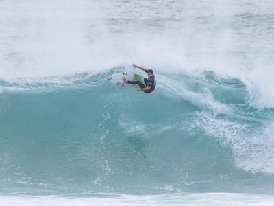 Aussie Robinson wins G-Land surf title