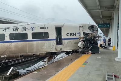 Train Derailment in Southwest China Kills Driver, Injures Eight