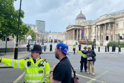 Met Police evacuate Trafalgar Square due to ‘suspicious vehicle’