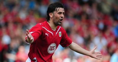 Former Bristol City, Celtic and Aberdeen midfielder lands first EFL managerial job