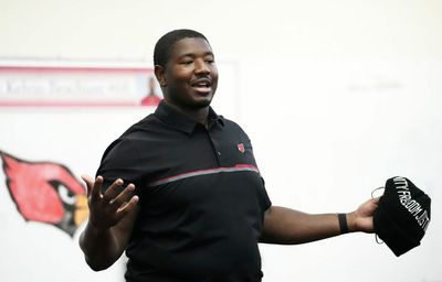 Don’t ask Cardinals OL Kelvin Beachum about the rookies yet
