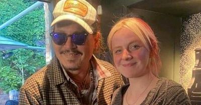 Johnny Depp walks into pub and gives stunned pregnant bar manager parenting advice