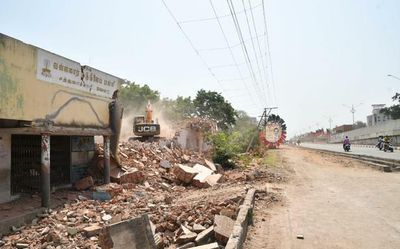 15 bus bays coming up between Krishnagiri and Walajapet on Chennai - Bengaluru Highway