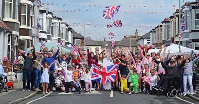 'It's our patriotic duty to cheer our leaders all the time... like North Korea'