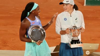 Roland Garros: 5 things we learned on Day 14 - Coco loses and Iga smiles