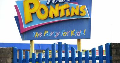 Youtuber describes Pontins as 'warzone' and finds hair in fridge