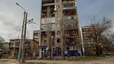 Ukraine says Russian troops retreating in Sievierodonetsk, Zelenskyy calls for Russian expulsion from UNESCO
