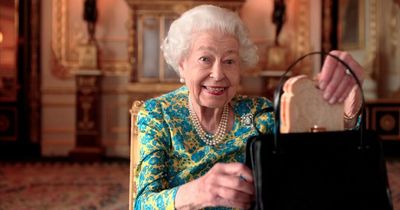 The Queen steals the scene in comic sketch that sees Paddington Bear having tea at Buckingham Palace