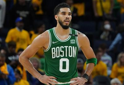 Jayson Tatum dressed exactly like Kobe Bryant did for his Celtics draft workout during practice