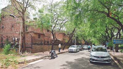 Delhi University needs to shell out Rs 38 crore to free land allotted in 2004