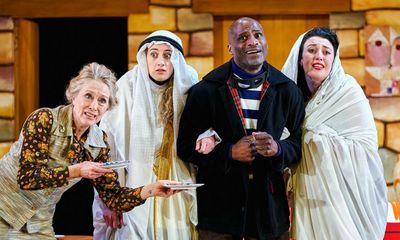 Noises Off review – unconvincing reboot of Frayn’s farce-within-a-farce