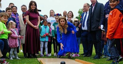 Princesses Beatrice and Eugenie join in with games in surprise Jubilee party appearance