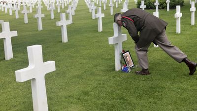 World War II veterans honored before D-Day anniversary