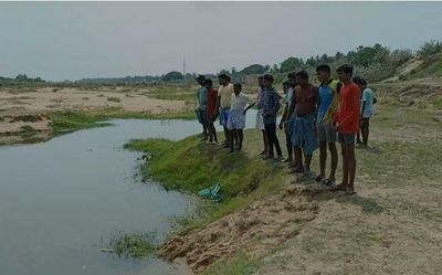 7 girls drown in 15-ft-deep pit near dam in Tamil Nadu