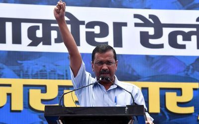 BJP incompetent to handle Kashmir: Kejriwal