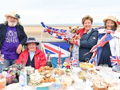 Platinum jubilee: Cake and candelabra as Morecambe hosts UK’s longest ever street party