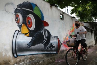 Graffiti artist follows his rebellious roots