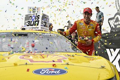 Joey Logano outduels Kyle Busch for inaugural Gateway Cup win