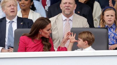 Prince Louis sasses Kate Middleton, steals Queen Elizabeth II's Platinum Jubilee finale show