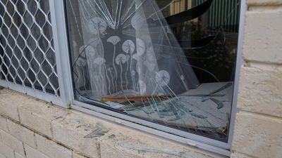 Hamilton Hill retirement home resident robbed, left with head injury in violent overnight attack
